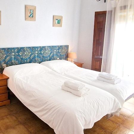 La Casa De Abuela Habitaciones Con Bano Compartido En El Casco Historico De Frigiliana "Solo Adultos" Room photo